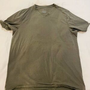 Apt. 9 Men's Short Sleeve V-Neck in Olive